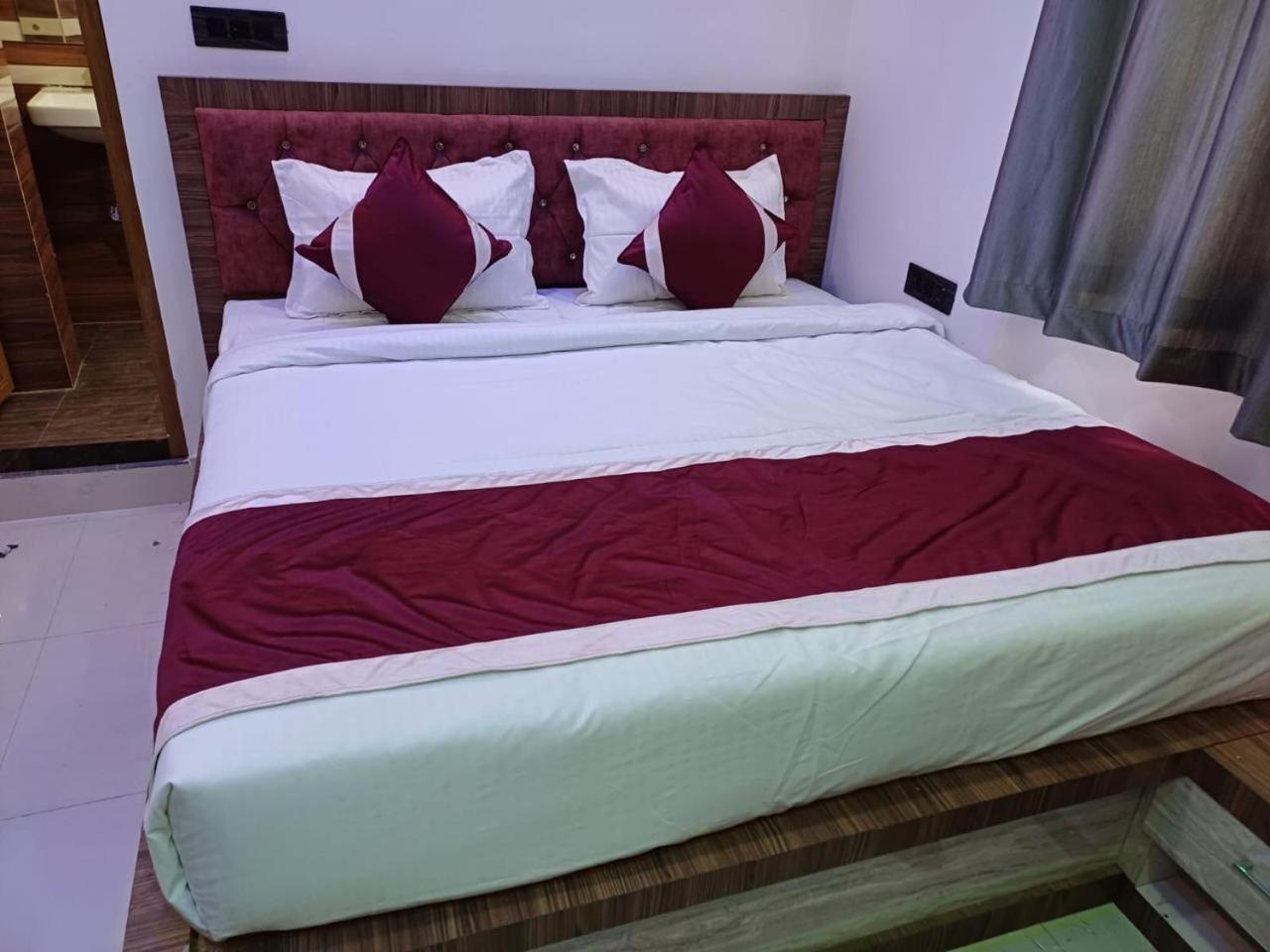 Hotel Shri Sai International, Sitamarhi Dumra Eksteriør billede